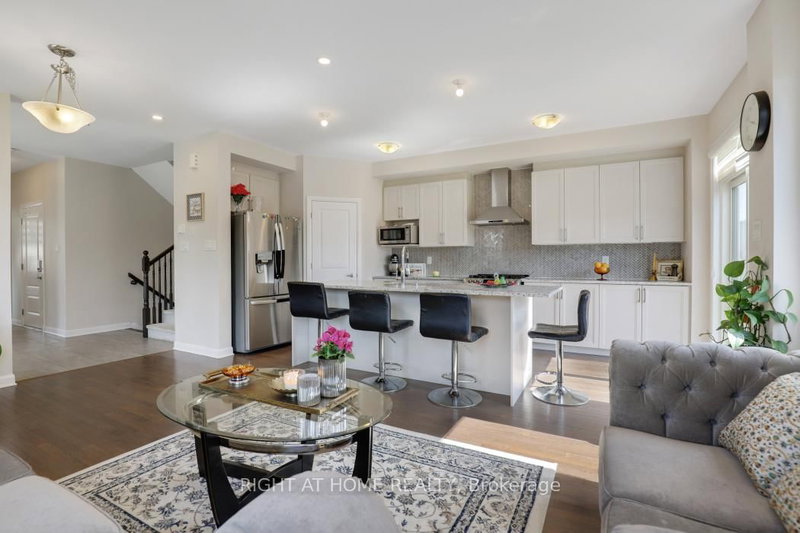 home for lease on 900 Serrano Street