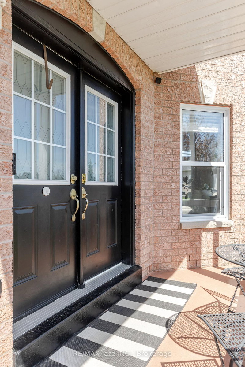 29 Songbird Crescent