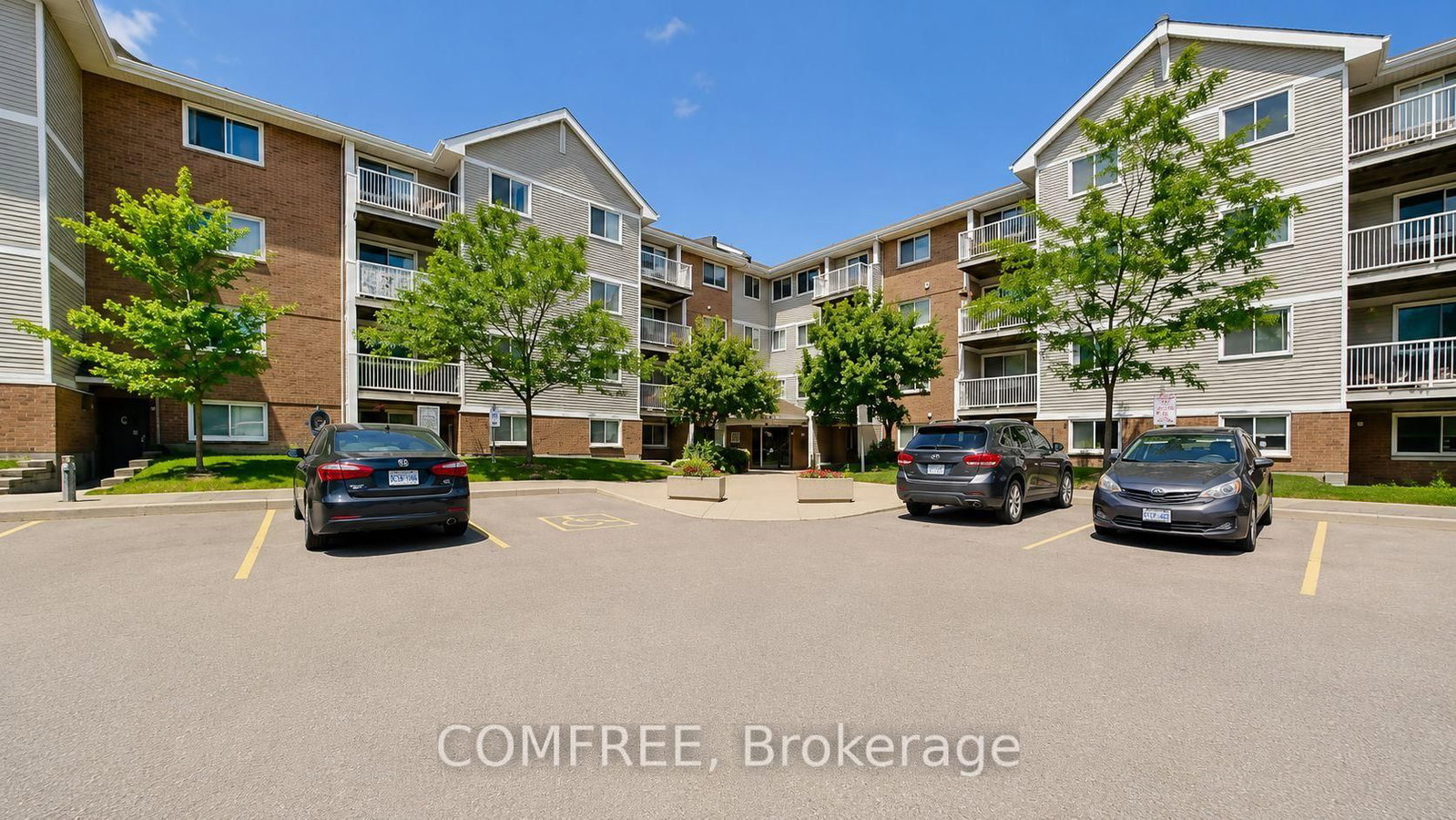270 Brittany Drive • #214 • Ottawa, ON photo 12