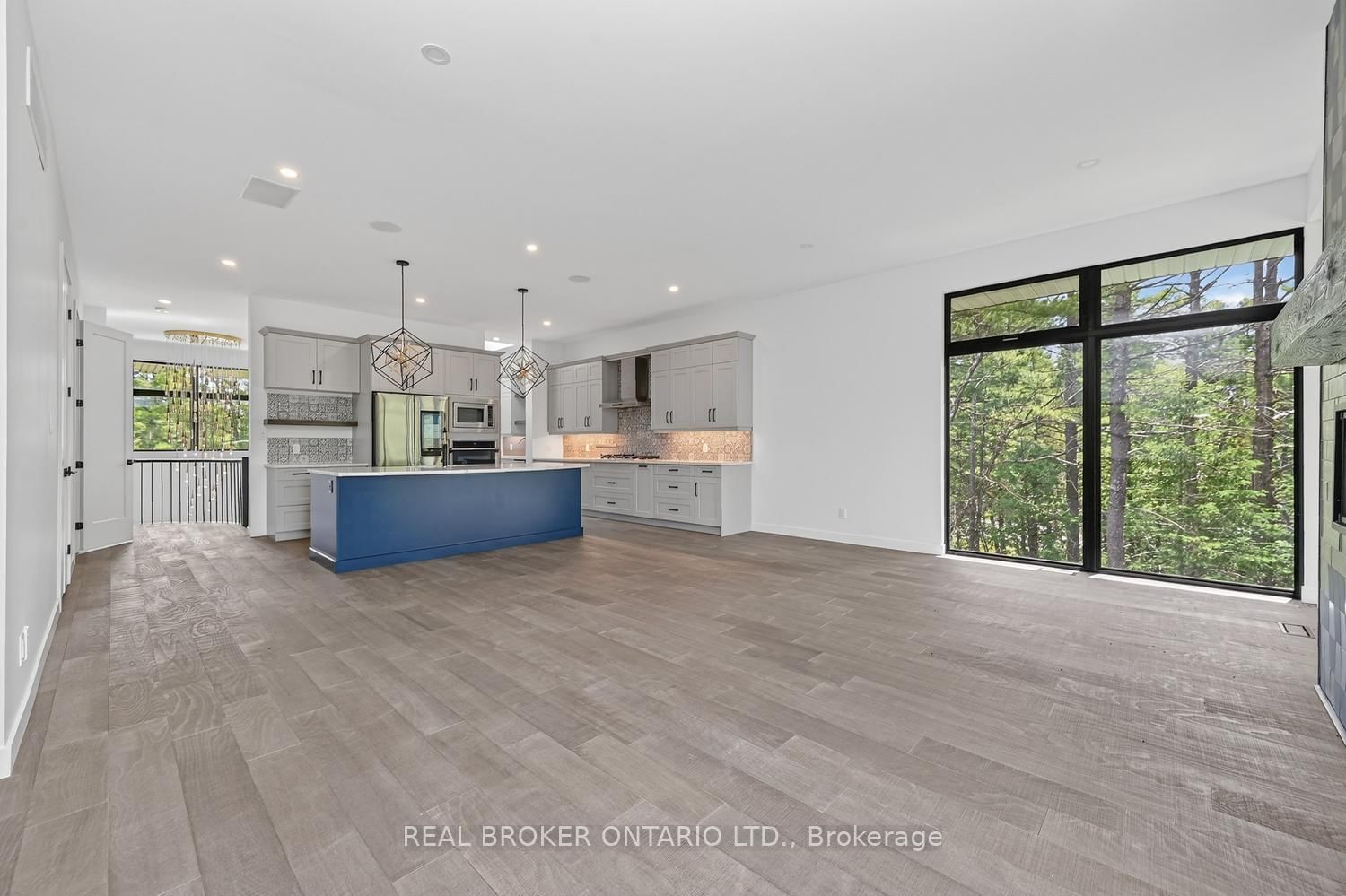 2068 RICHMOND Road • Smiths Falls, ON photo 8