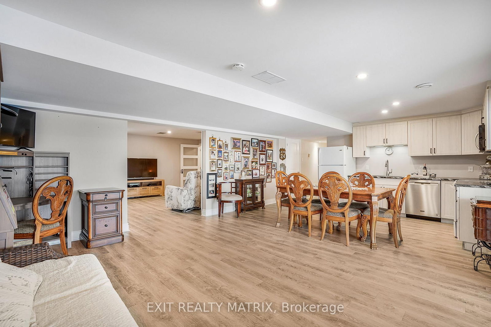 3139 Birchgrove Road • Ottawa, ON photo 29
