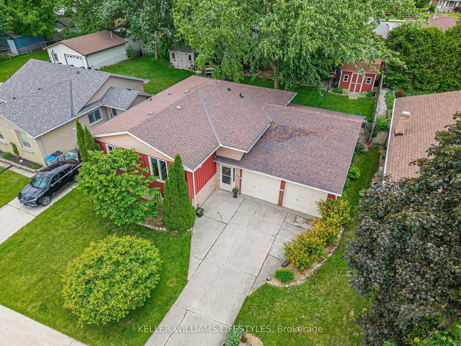 109 Willow Avenue, Lucan Biddulph — photo 1