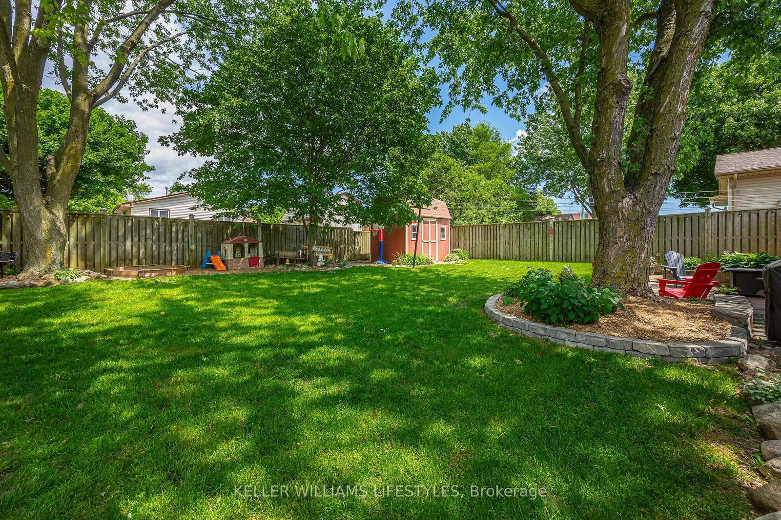 109 Willow Avenue, Lucan Biddulph — photo 2