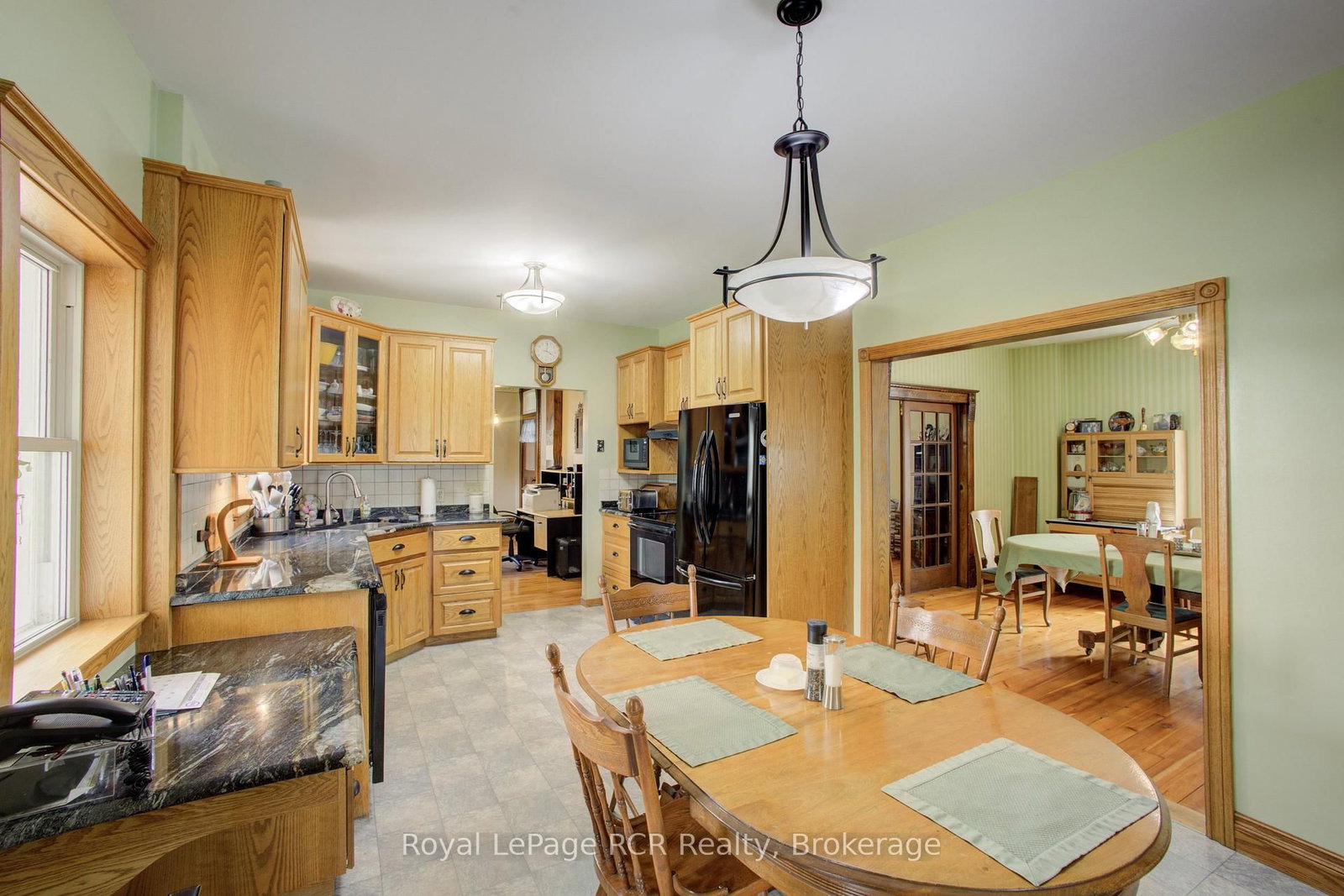 252 Main Street • North Perth, ON photo 10