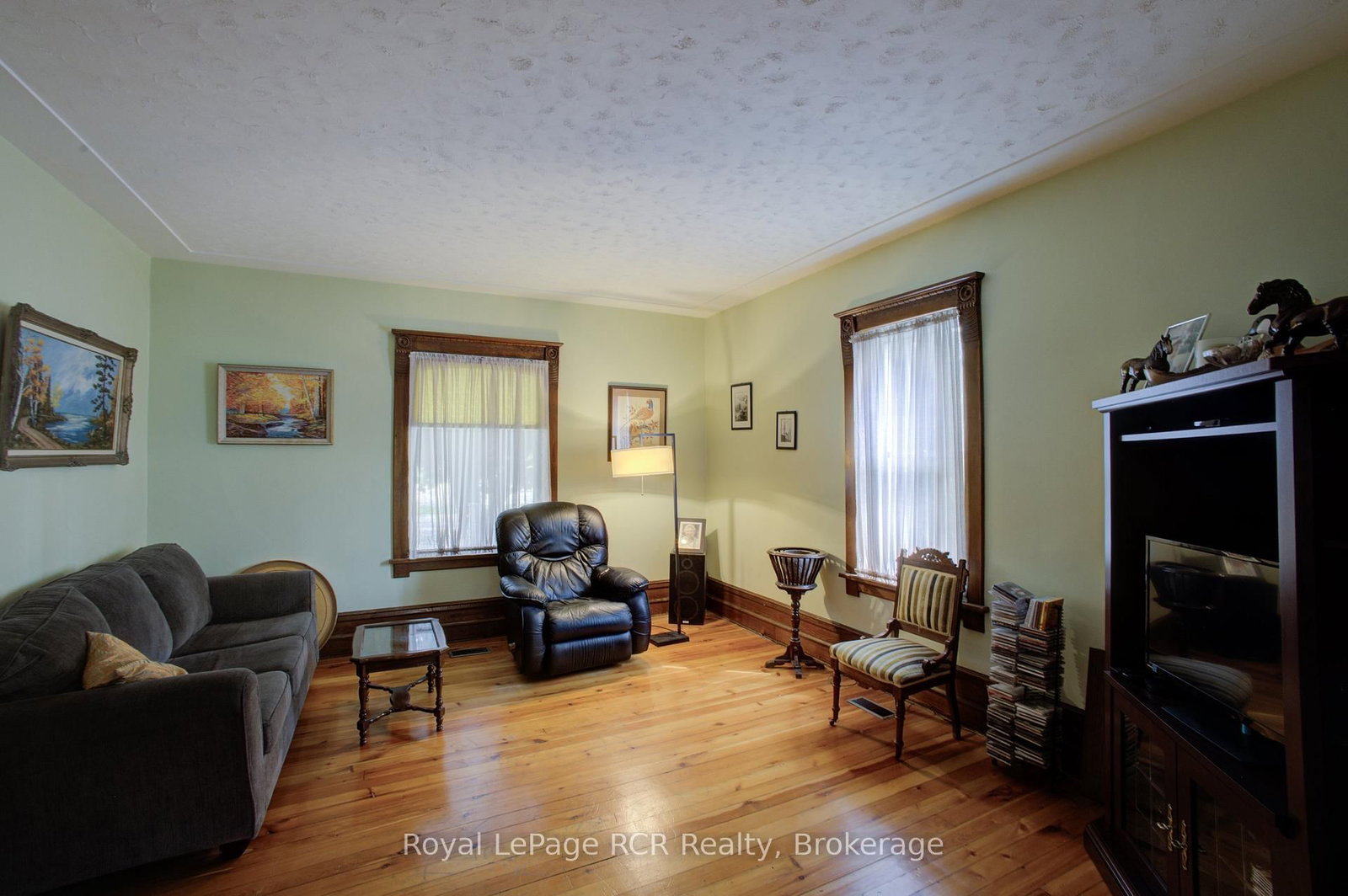 252 Main Street • North Perth, ON photo 16