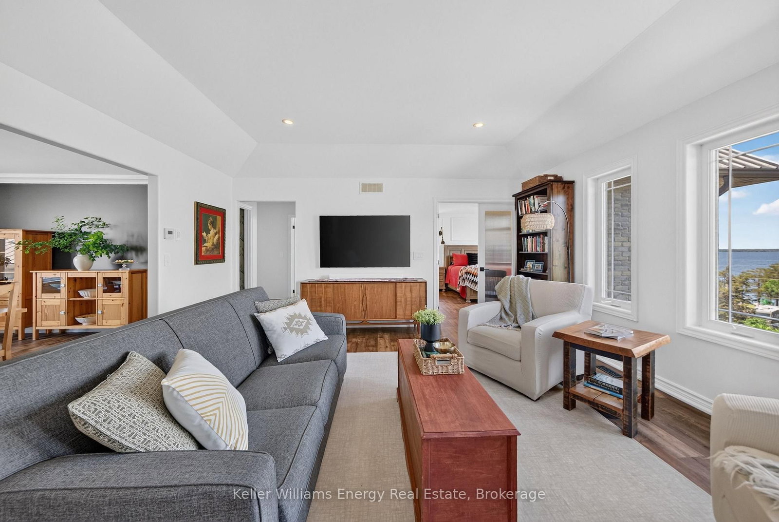 1766 North Big Island Road • Prince Edward County, ON photo 18