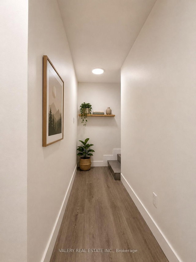 101 - 1123 Queenston Road