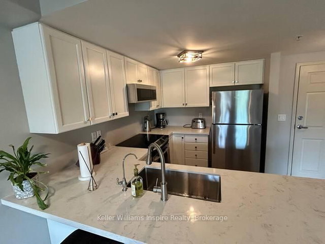 208 - 625 St. David Street