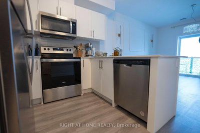 Unit 302 — 1000 Lackner Place E — photo 5