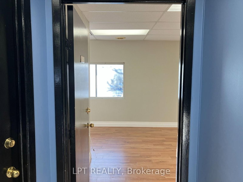 1010 POLYTEK St photo 3