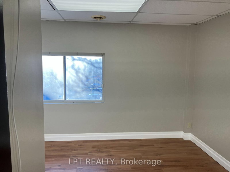 1010 POLYTEK St photo 4