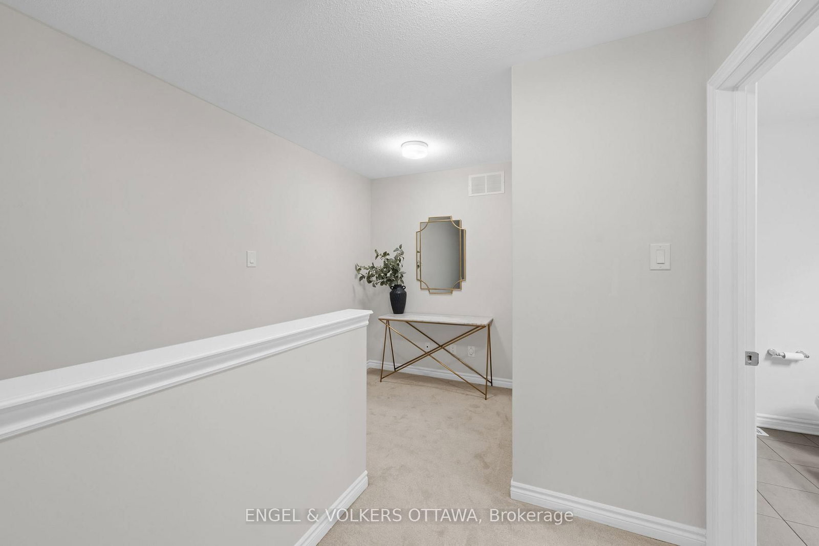 Townhouse sold at 59 Ursid Mews, Ottawa, Ontario, K2J 6T3 - Barrhaven - Half Moon Bay - MLS: X13463564