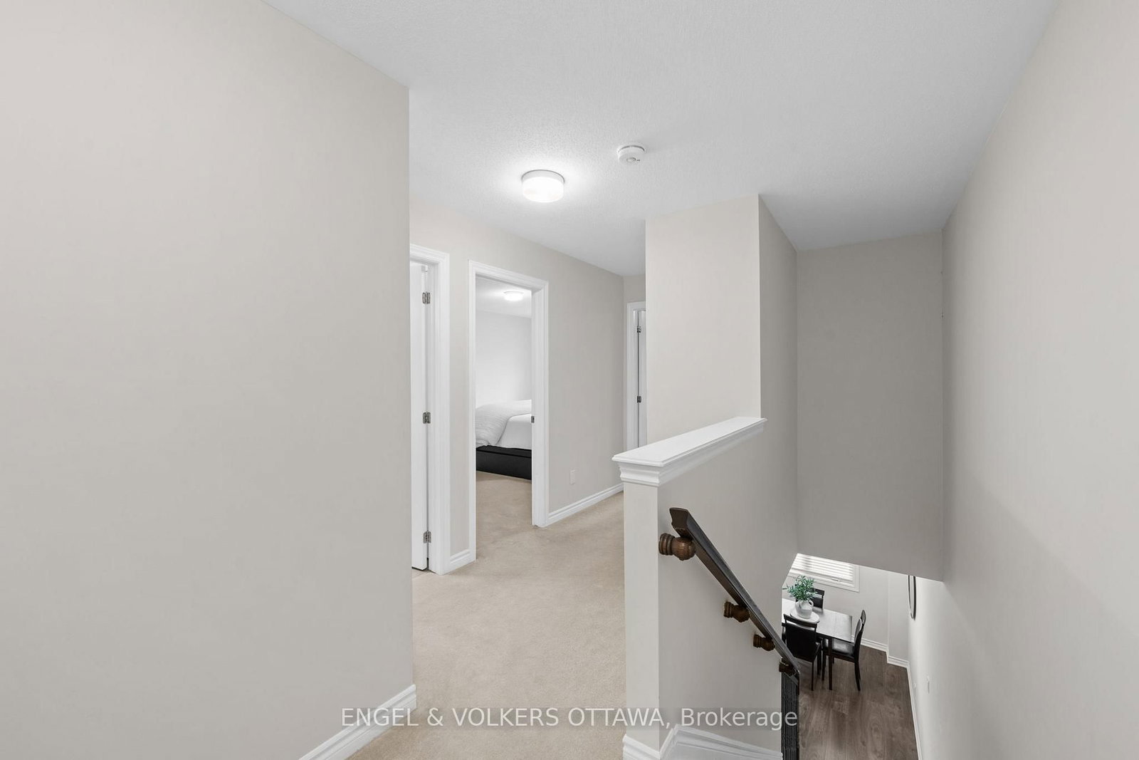 Townhouse sold at 59 Ursid Mews, Ottawa, Ontario, K2J 6T3 - Barrhaven - Half Moon Bay - MLS: X13463564