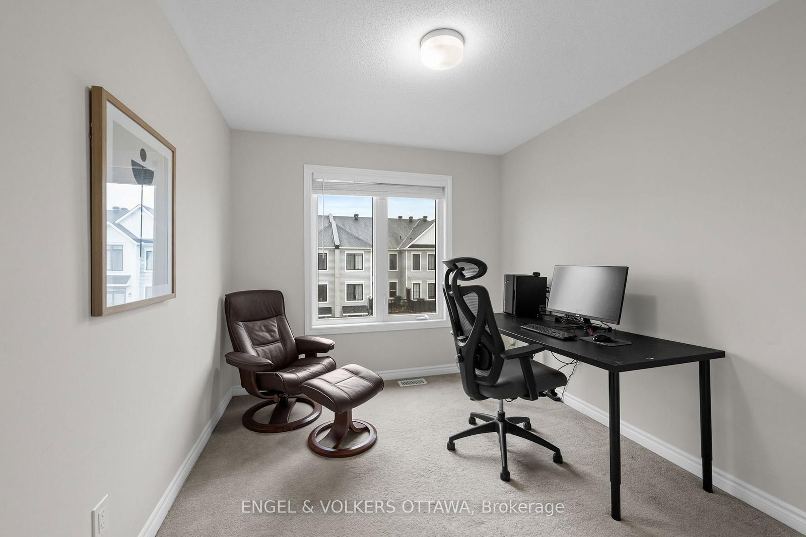Townhouse sold at 59 Ursid Mews, Ottawa, Ontario, K2J 6T3 - Barrhaven - Half Moon Bay - MLS: X13463564