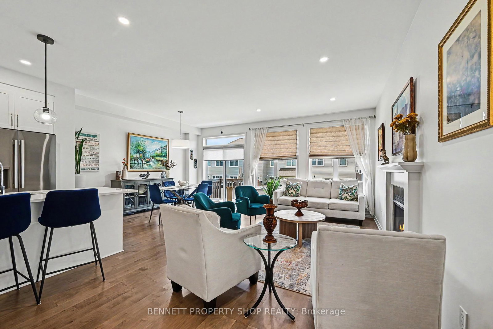 Listing Image 7