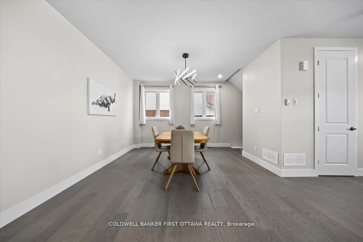 A/B - 22 Inverkip Avenue, Ottawa, ON — photo 10
