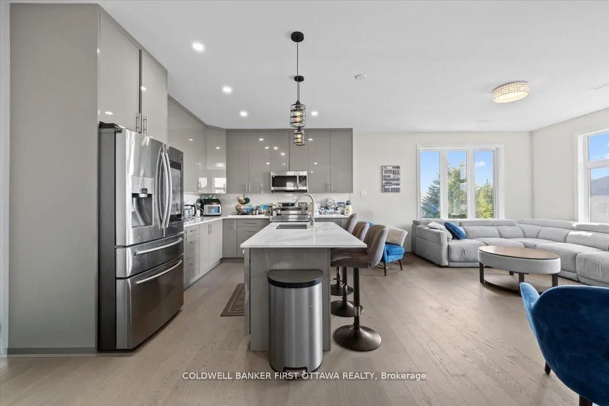 A/B - 22 Inverkip Avenue, Ottawa, ON — photo 22