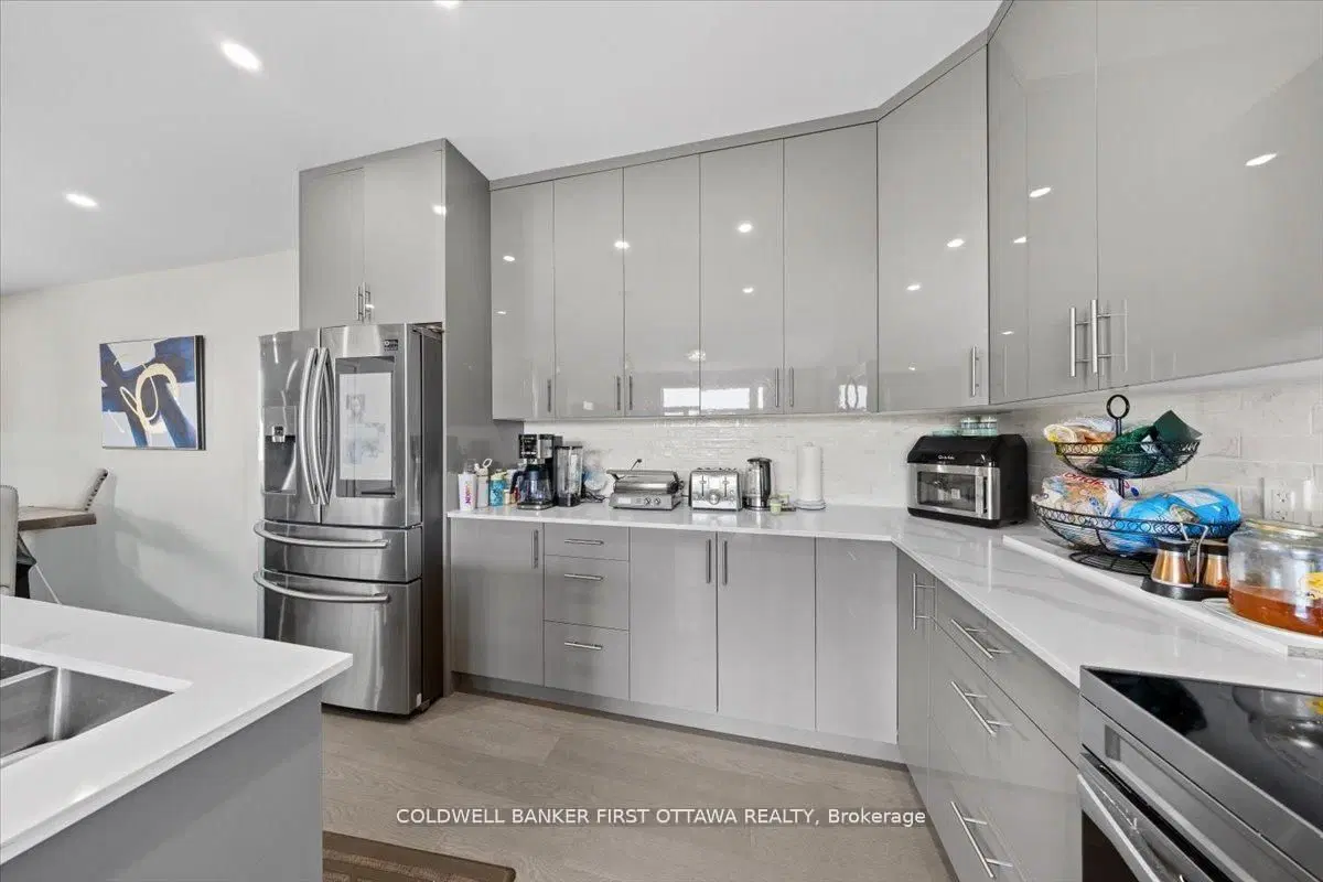 A/B - 22 Inverkip Avenue, Ottawa, ON — photo 25