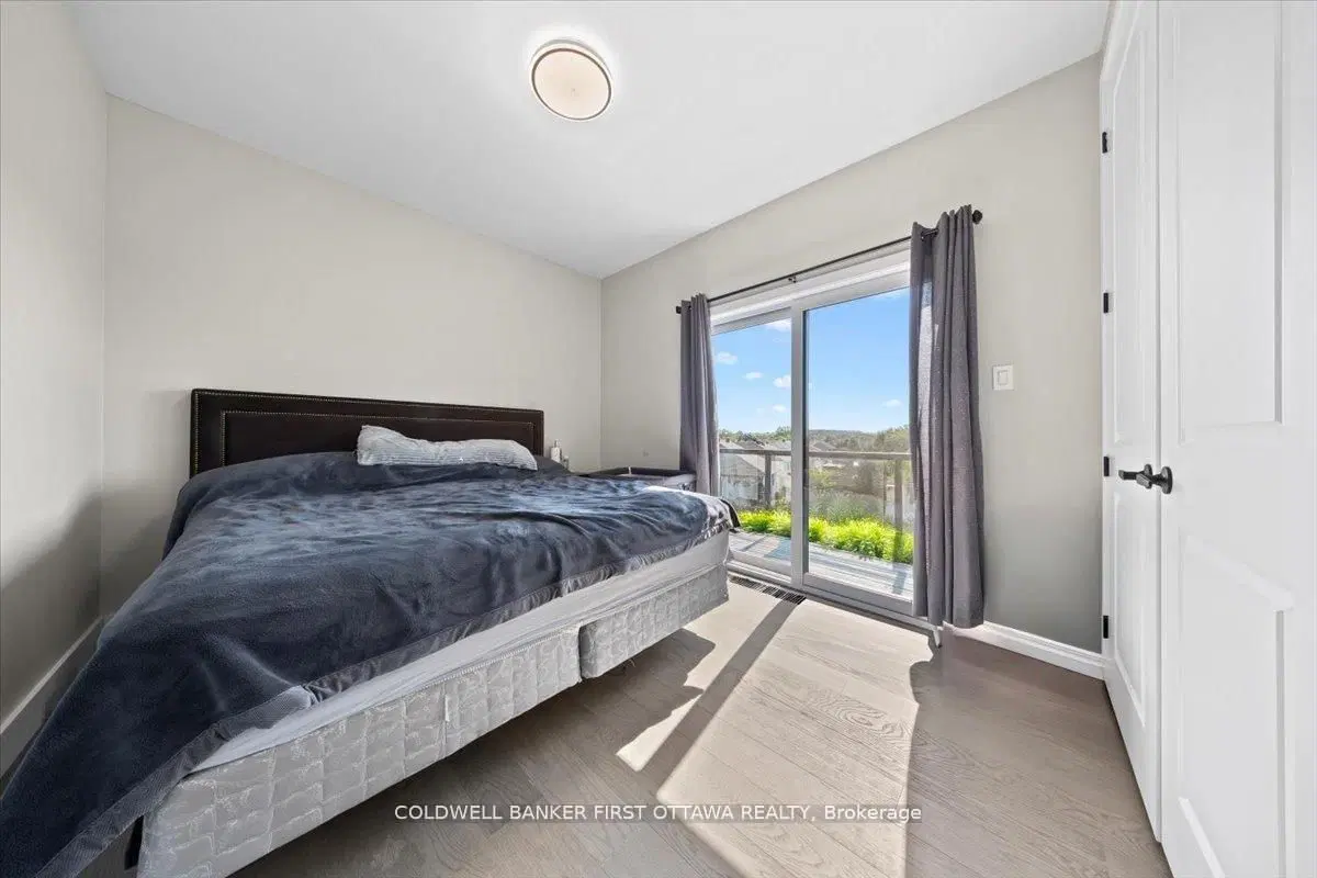 A/B - 22 Inverkip Avenue, Ottawa, ON — photo 32