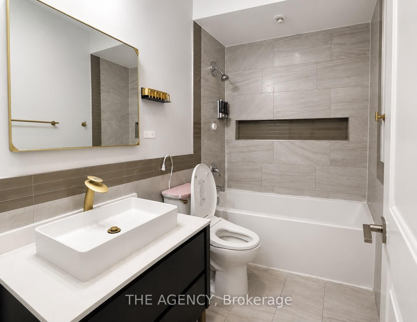 150 Main Street W • #715 • Hamilton, ON photo 7