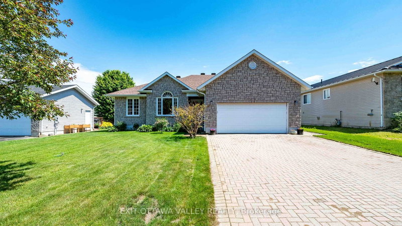 home for sale on 6 Cockcroft Crescent