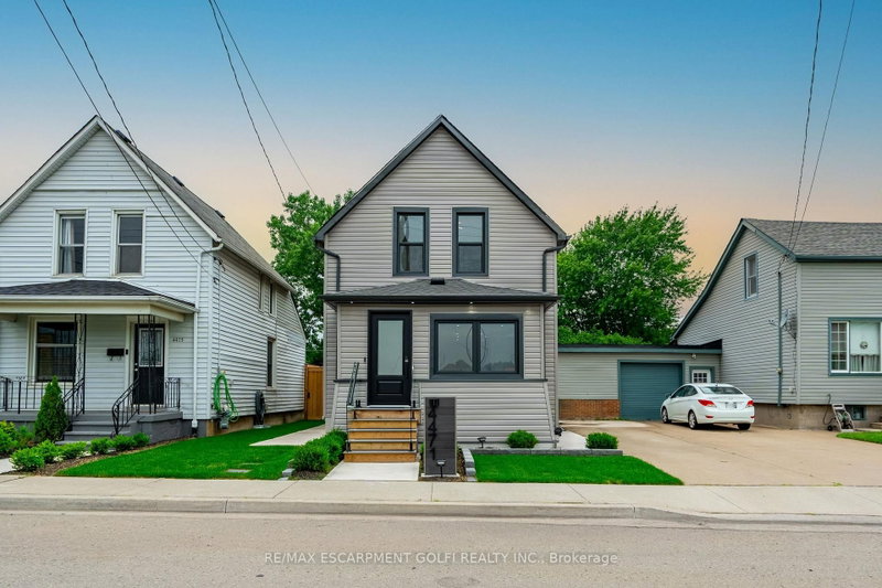 home for lease on 4471 First Avenue