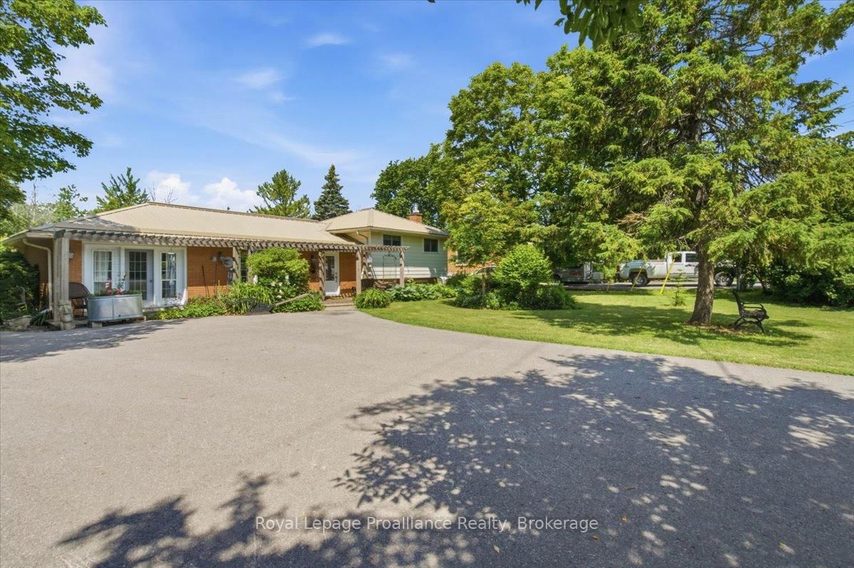 171 Aikins Road • Quinte West, ON photo 2