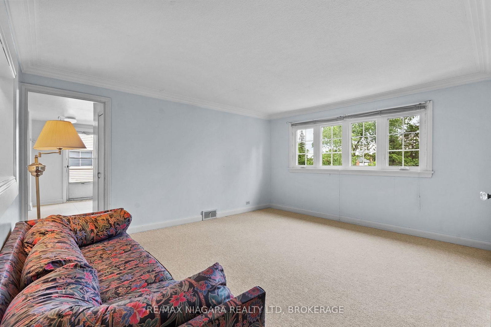 97 Glenridge Avenue • St. Catharines, ON photo 21