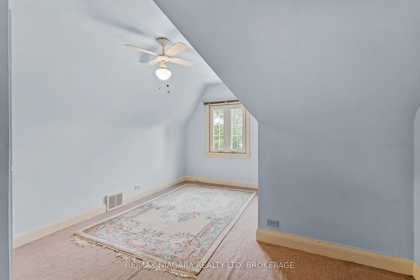 97 Glenridge Avenue • St. Catharines, ON photo 24