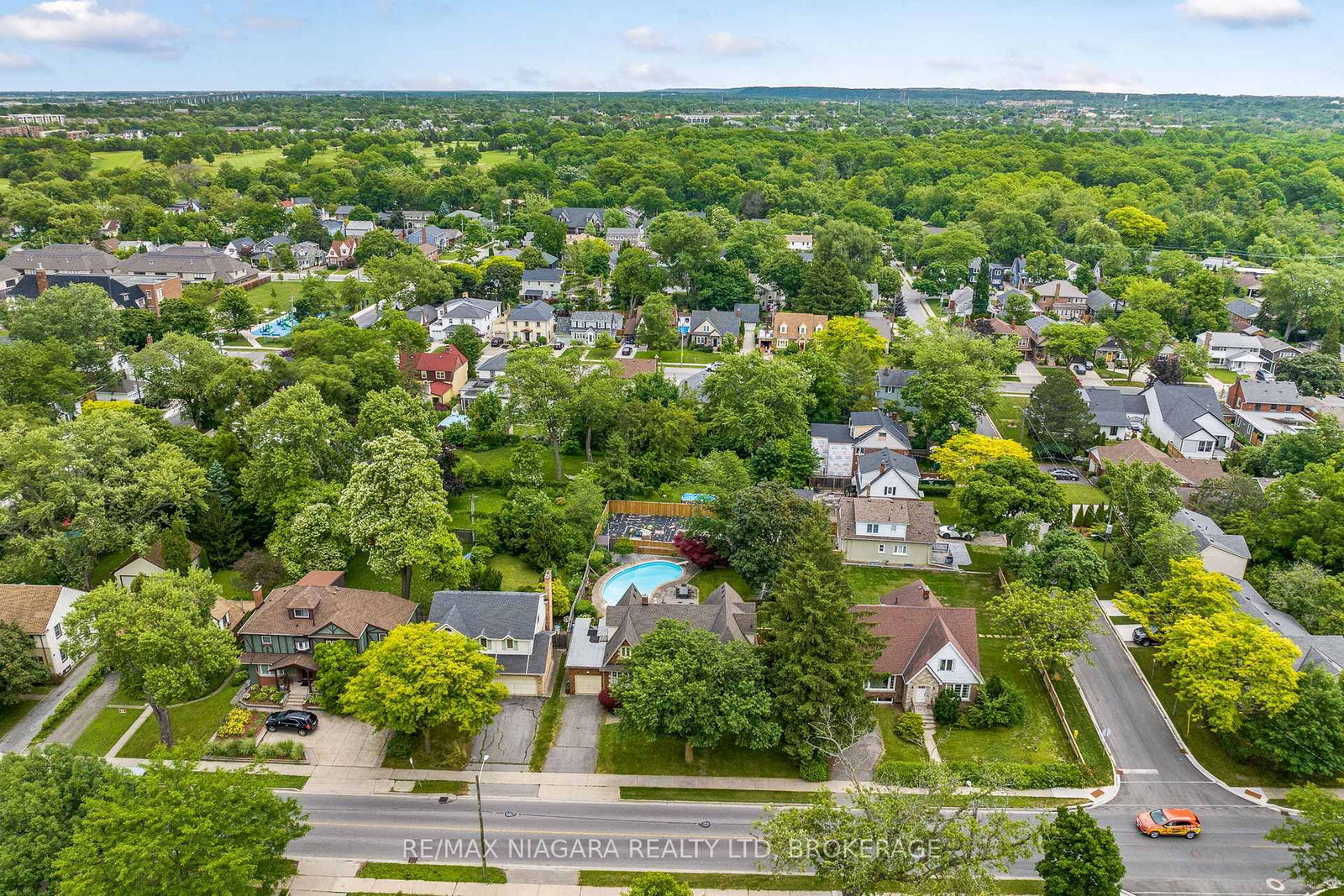97 Glenridge Avenue • St. Catharines, ON photo 39