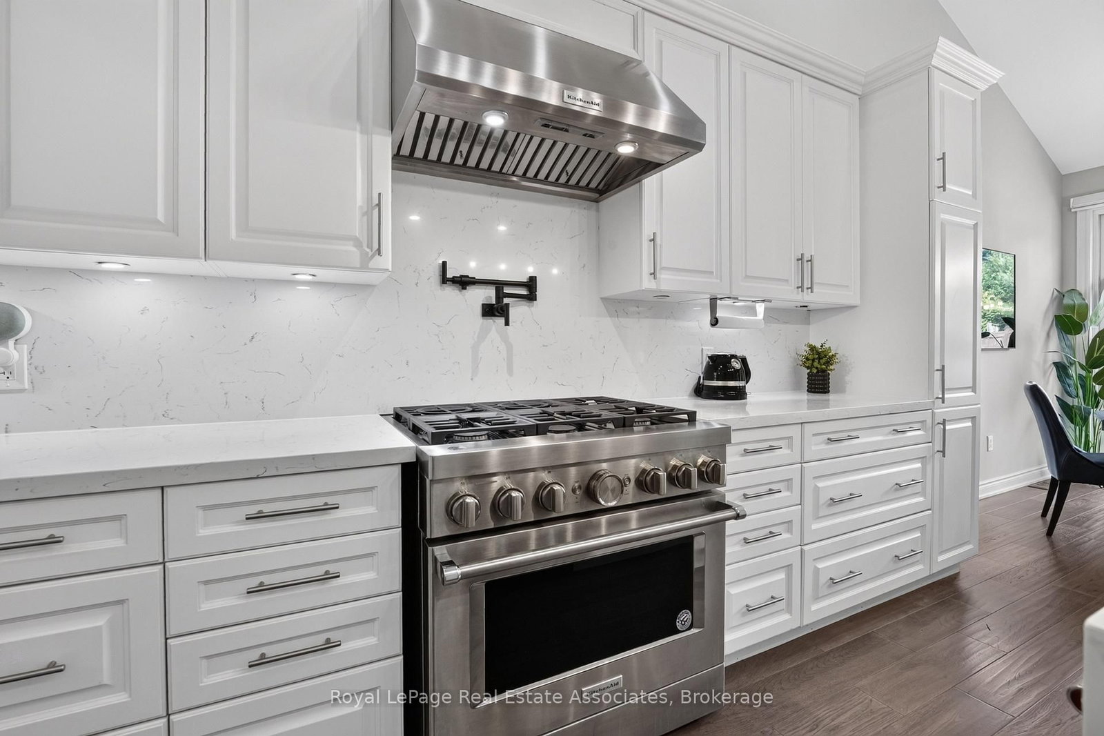 48 HARPIN Way E • Centre Wellington, ON photo 12