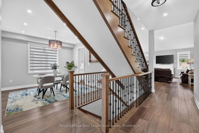 48 HARPIN Way E • Centre Wellington, ON photo 3
