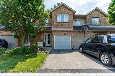 10 Cadham Boulevard