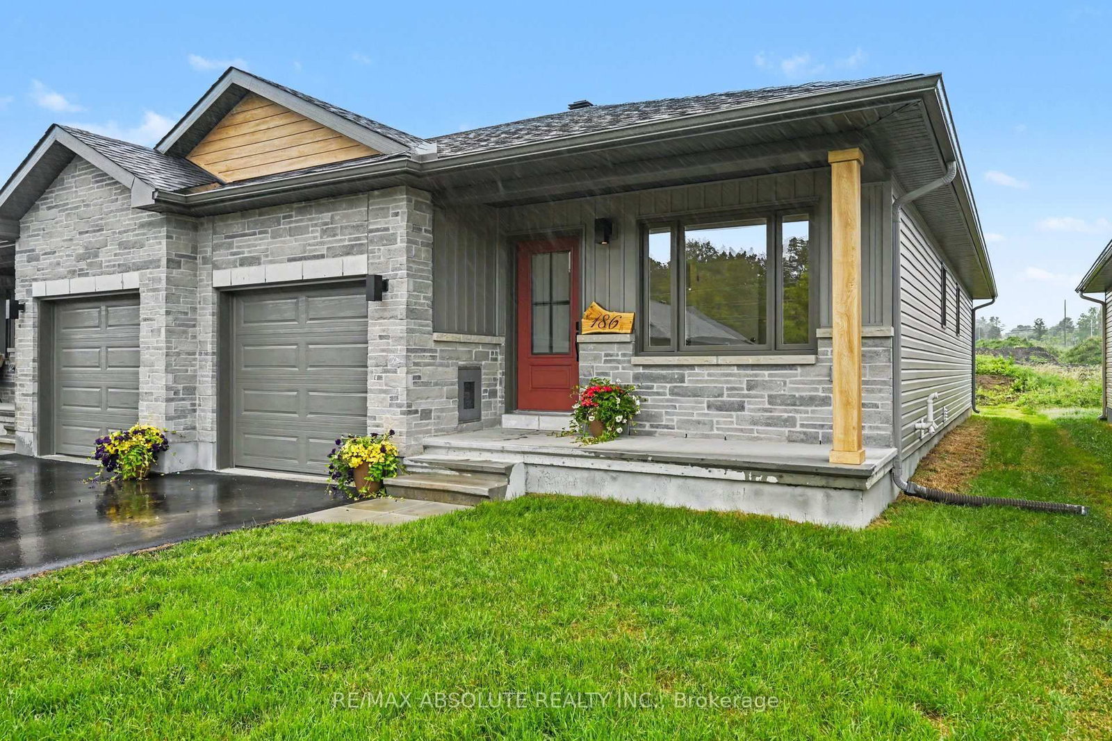 186 Seabert Drive • Arnprior, ON photo 1