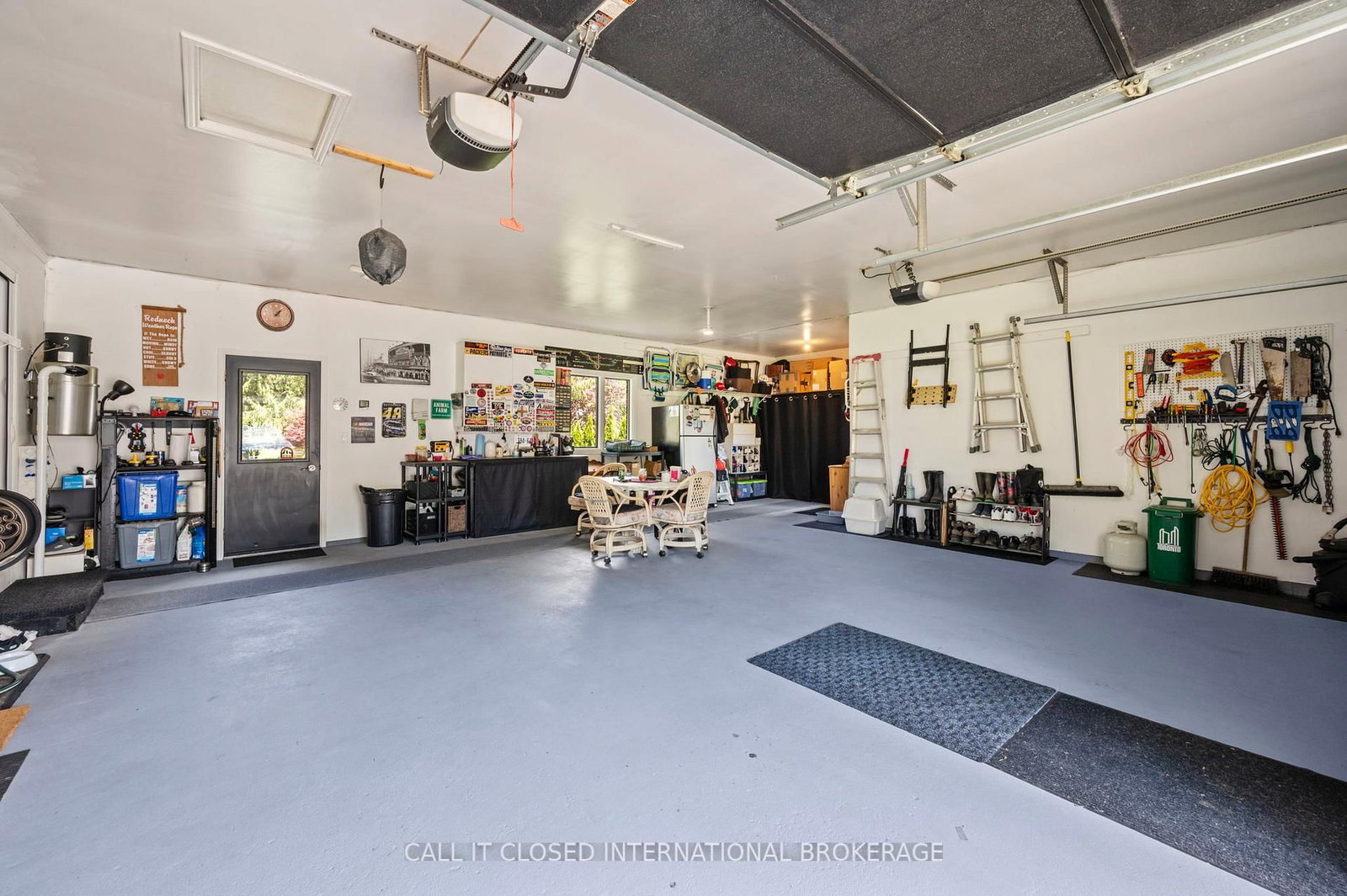 39833 SHADY LANE Crescent • Southwold, ON photo 14