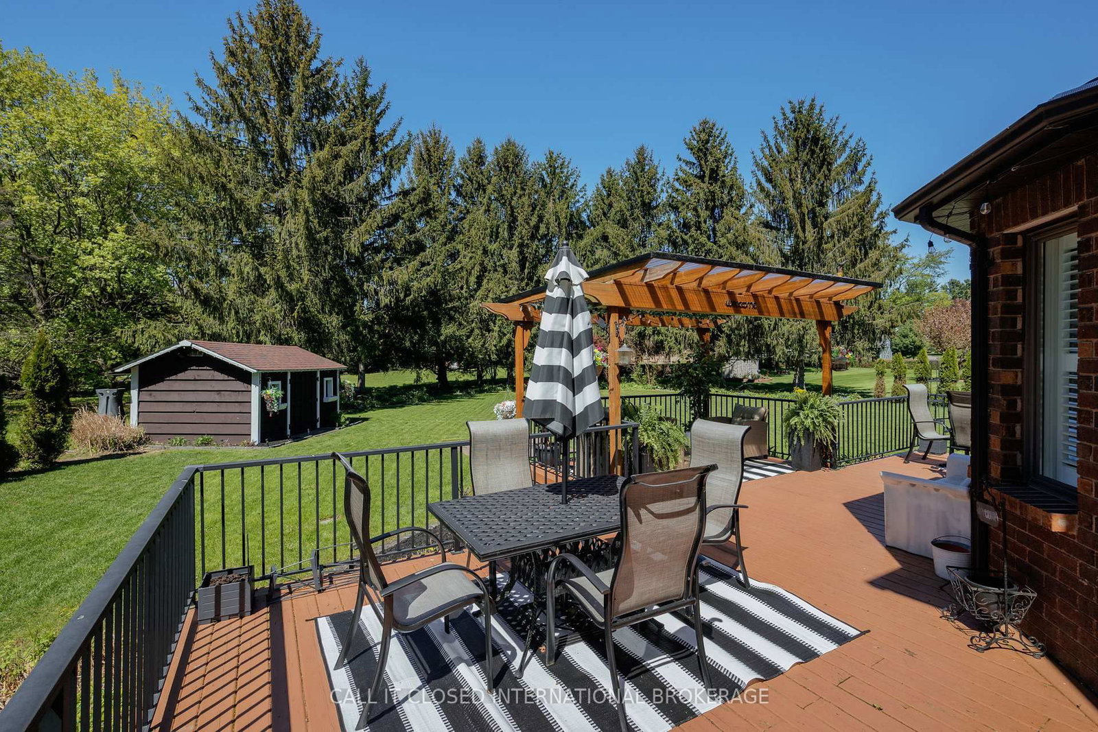 39833 SHADY LANE Crescent • Southwold, ON photo 21
