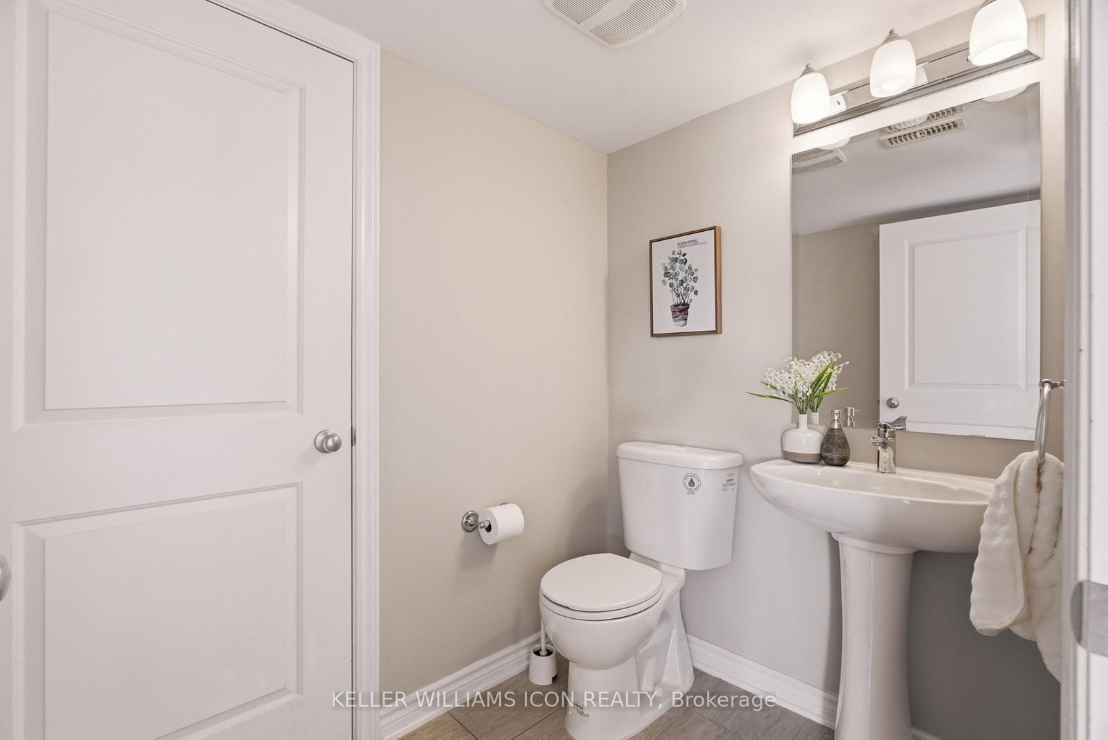 528 Clearbrook Drive • Ottawa, ON photo 13