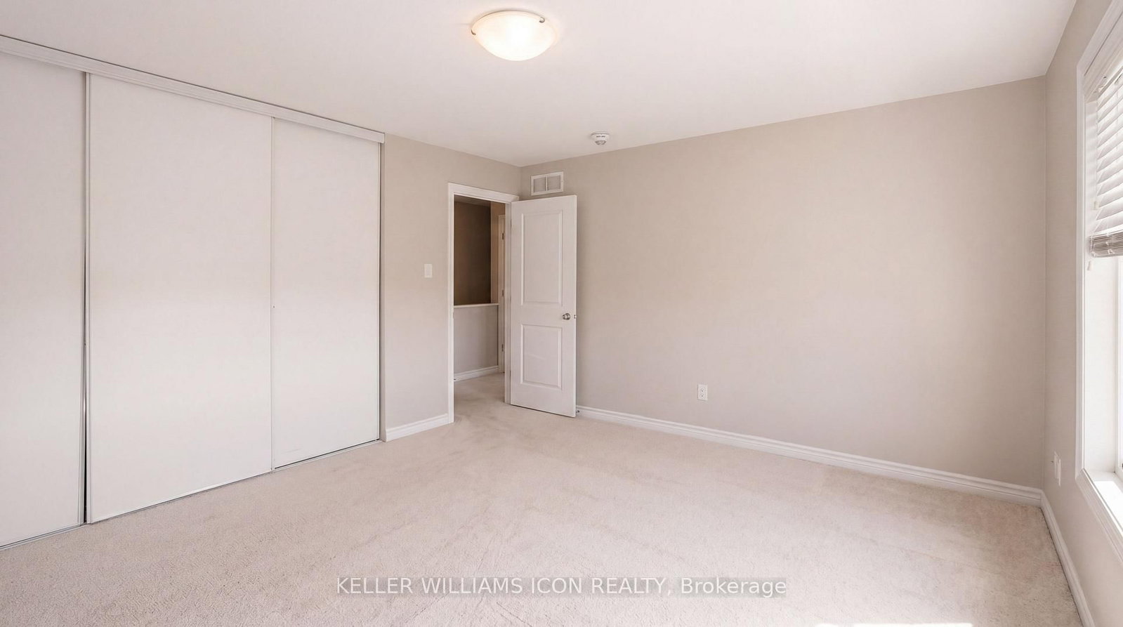 528 Clearbrook Drive • Ottawa, ON photo 18