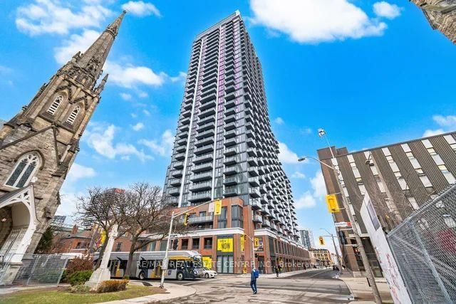 home for lease on 3015-75 James Street S