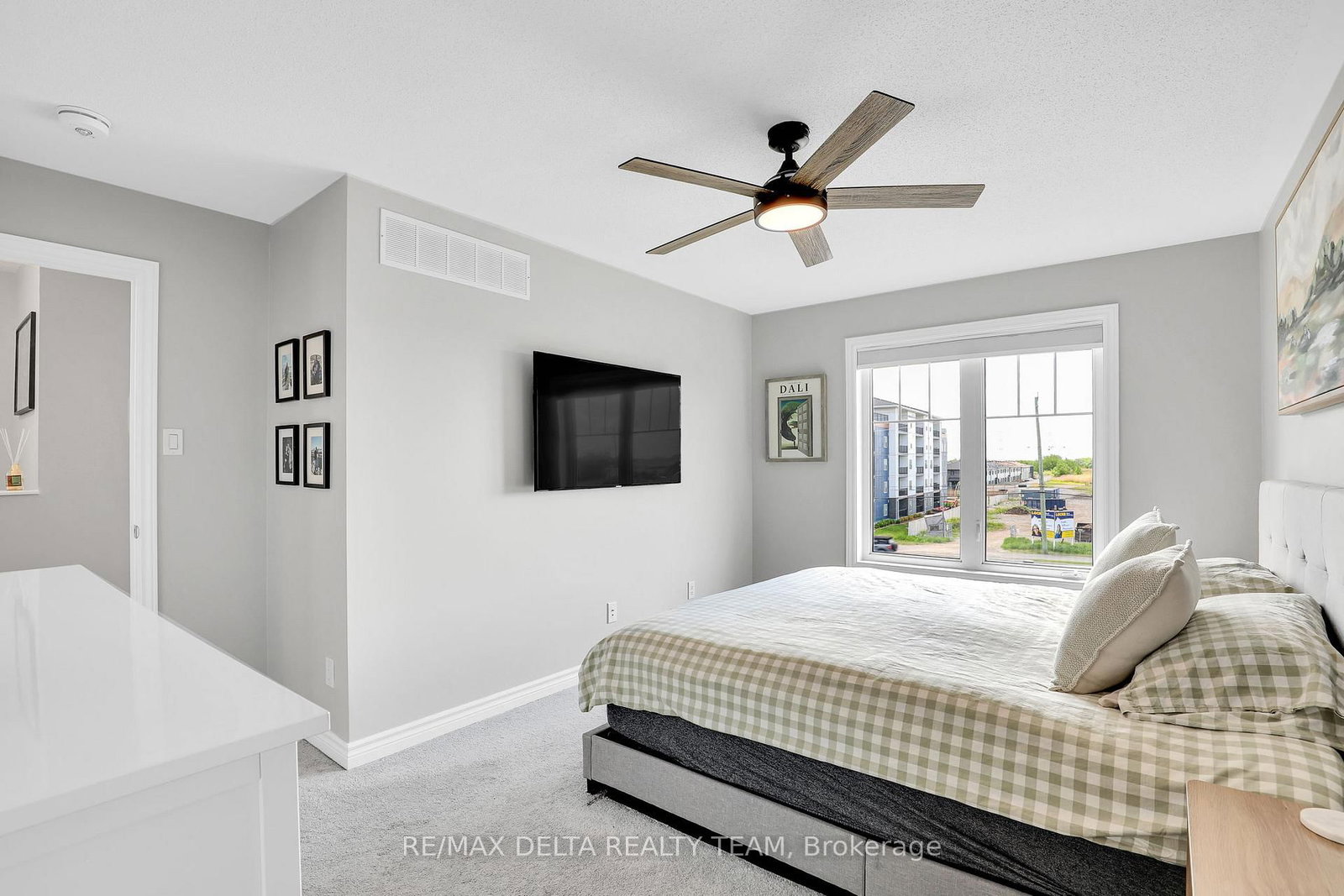 607 Prominence Way • Ottawa, ON photo 25