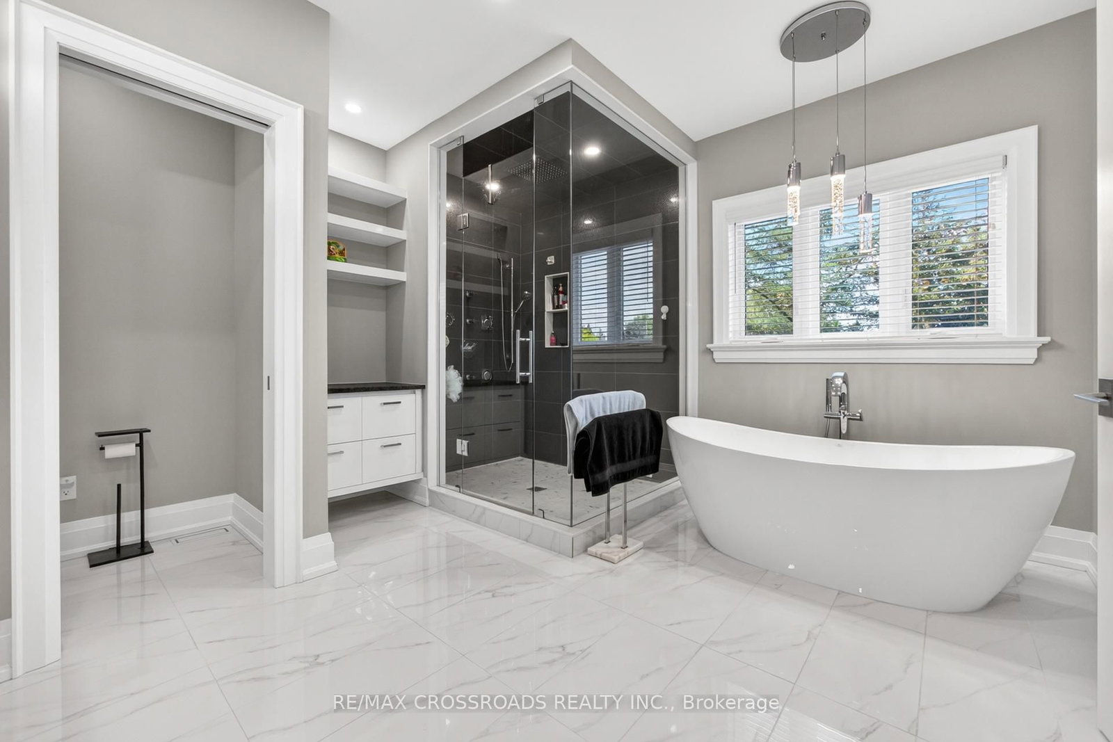 11 Oakley Court • Hamilton, ON photo 28