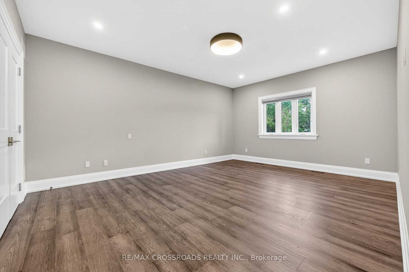 11 Oakley Court • Hamilton, ON photo 32