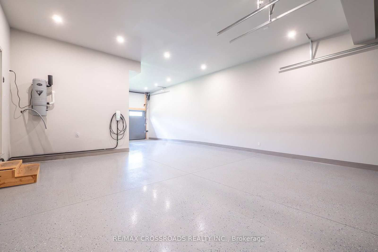 11 Oakley Court • Hamilton, ON photo 44