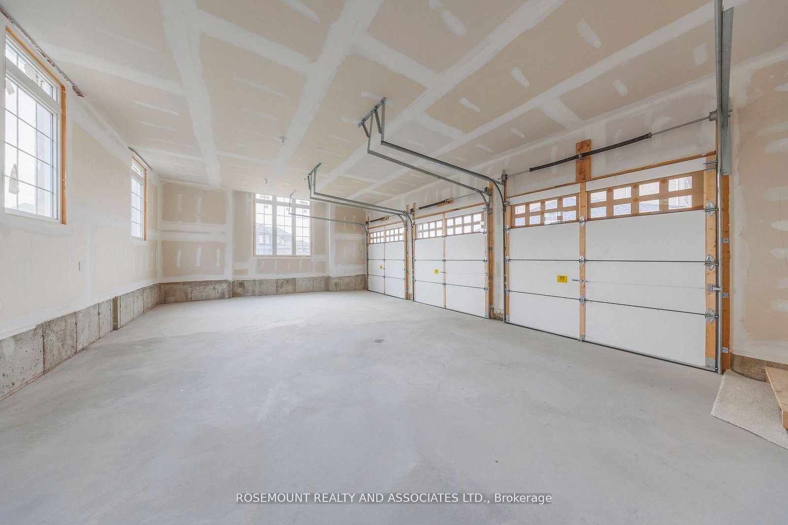 30 Autumn Frost Road • Otonabee-South Monaghan, ON photo 31