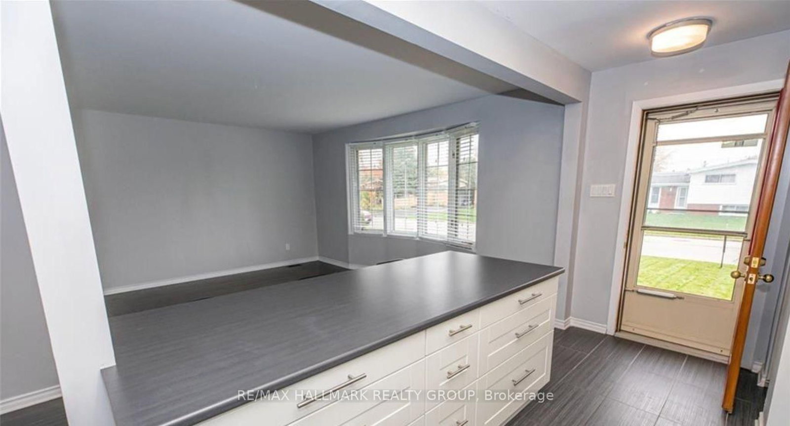 A - 1387 Sault Street, Ottawa 5