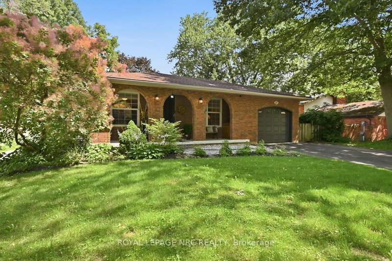 37 Spruceside Crescent