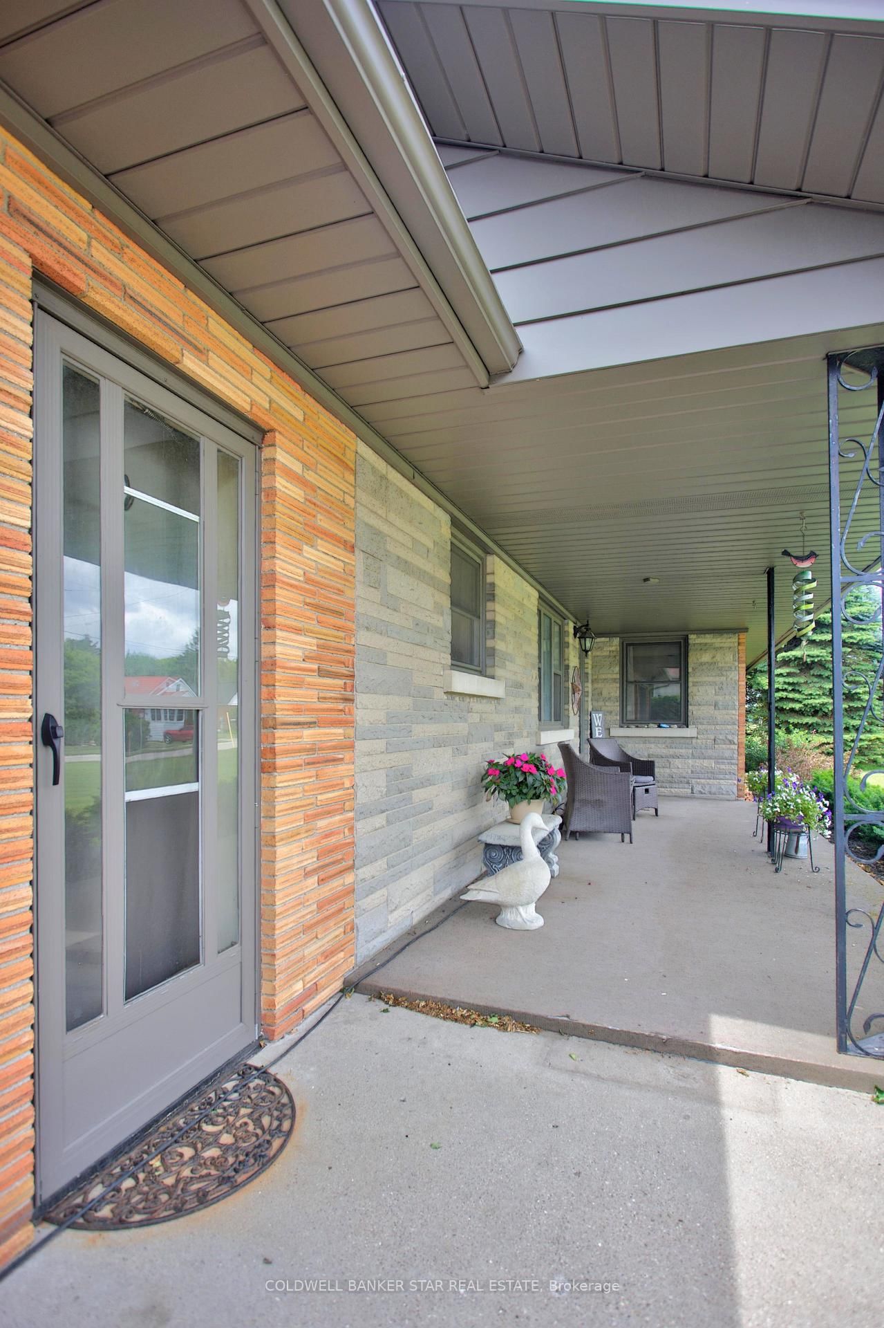 11047 Miller Road • Dutton/Dunwich, ON photo 6