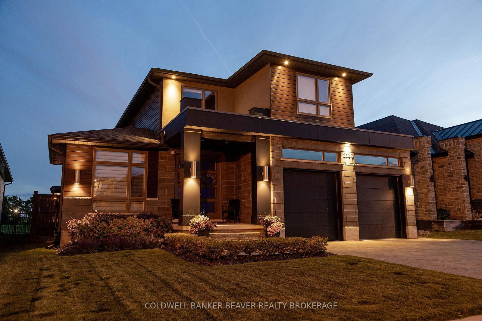Detached House for sale at 2173 Bakervilla Street, London South, Ontario, N6P 0E5 - South V - MLS: X13465530