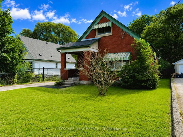 238 Lancaster Street W