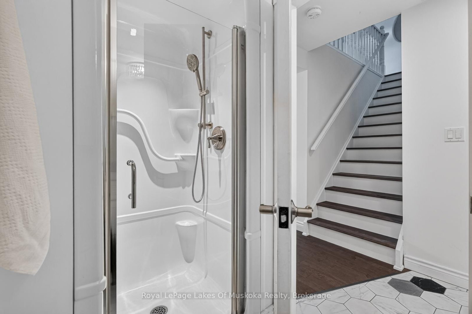 19 John Street • Huntsville, ON photo 19
